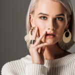 Esses brincos estão fazendo sucesso entre fashionistas e ninguém esperava
