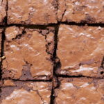 O ingrediente inusitado que transforma esse brownie em puro prazer