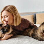 O que a ciência descobriu sobre quem prefere gatos vai surpreender você