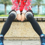Como as meias estilosas estão revolucionando os looks em 2025