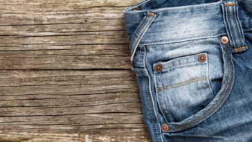 Você nunca mais vai olhar esse bolsinho do jeans do mesmo jeito