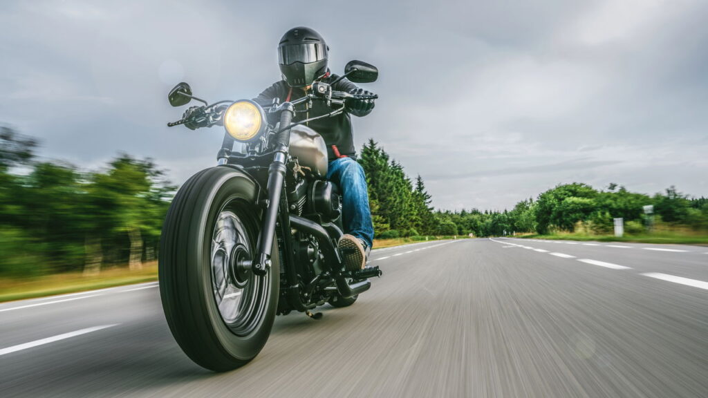 O acessório que virou febre entre motociclistas neste inverno