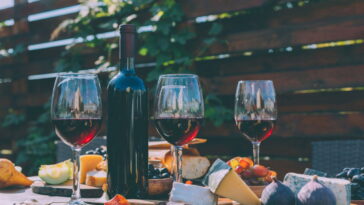 A dica simples que pode salvar seu vinho mesmo dias depois de aberto