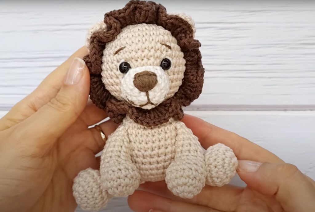 O segredo por trás do amigurumi de leão que virou febre nas redes