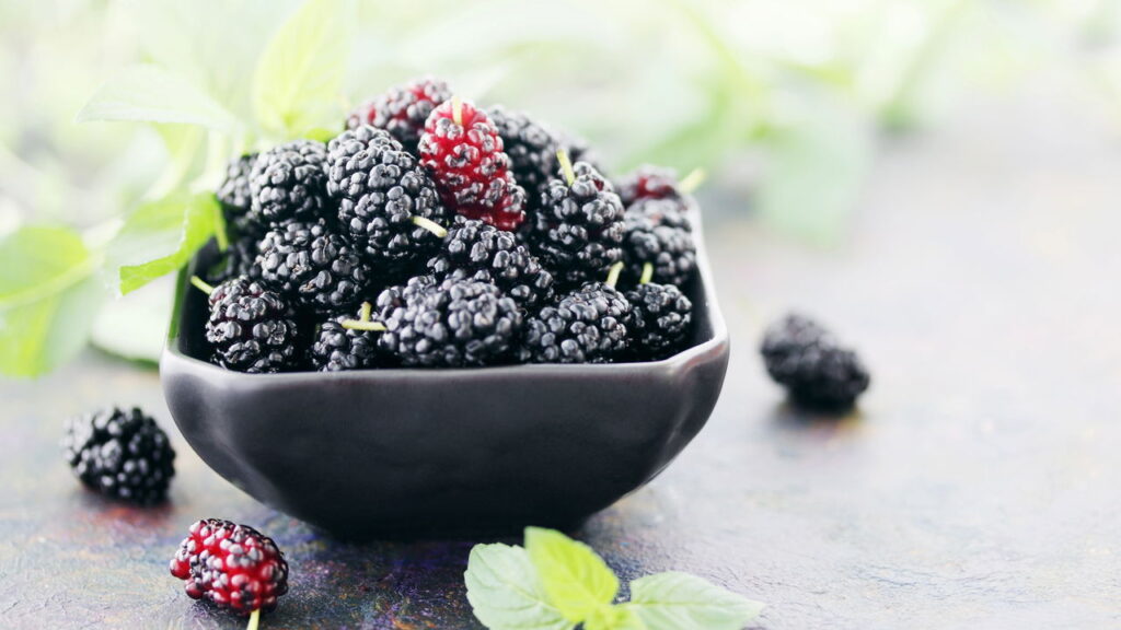 Essa fruta melhora a pele, o intestino e a glicose ao mesmo tempo