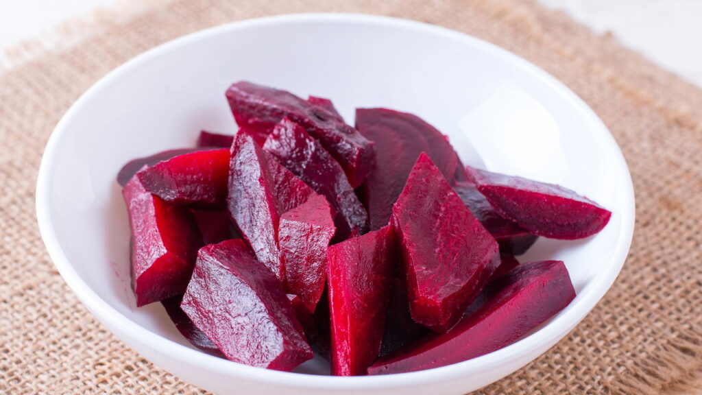 Essa combinação de sabores em uma salada vai surpreender seu paladar