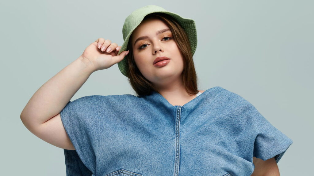 De símbolo cultural a tendência global o que há por trás do bucket hat