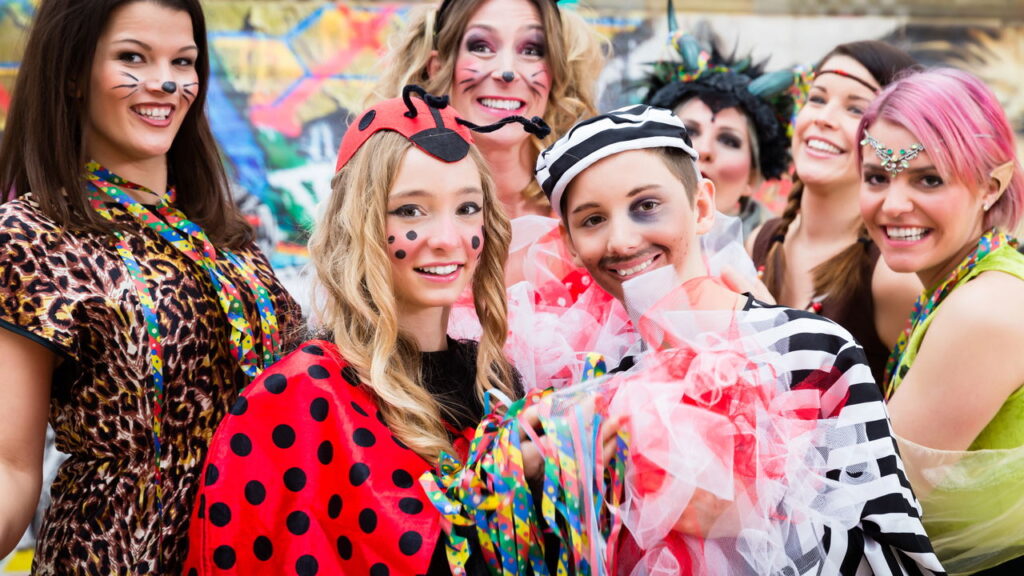 A saia de carnaval mais criativa e barata que você pode fazer em casa