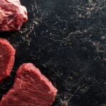 Brasileiros estão redescobrindo técnicas simples para preparar carne perfeita