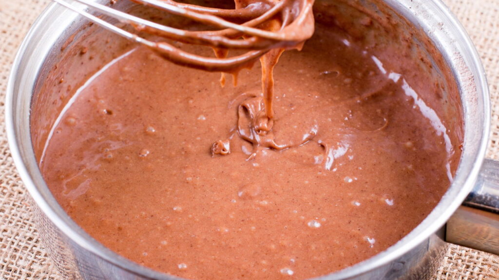 Esse bolo de chocolate sem glúten está surpreendendo até confeiteiros profissionais