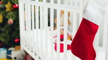 Tradição e afeto costurados à mão, veja a magia por trás da meia de Natal