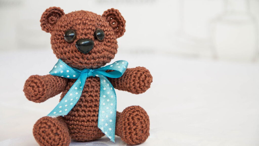 Esse detalhe artesanal está virando tendência na decoração infantil entre crocheteiras