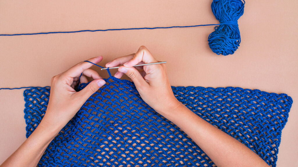 A peça que está dominando o artesanato e virando tendência nas ruas