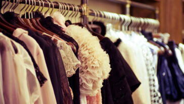 A peça mais polêmica da moda está bombando de novo