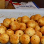 Você vai se surpreender com o sabor dessas bolinhas crocantes