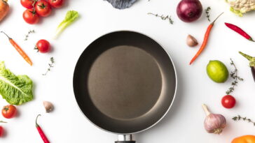 Essa receita de pizza feita no fogão vai conquistar seu coração