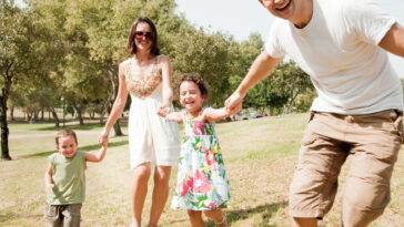 O legado de Khayyam ensina como encontrar sentido em tempos incertos, veja como se guiar