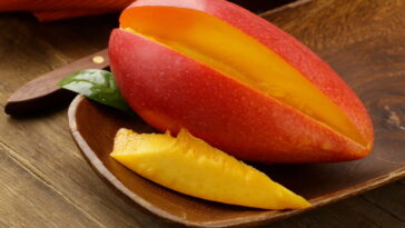 Essa fruta brasileira virou queridinha entre médicos e nutricionistas