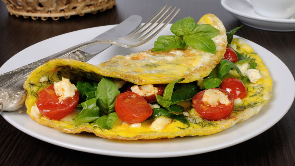 O segredo para um omelete leve e saboroso sem farinha nem leite