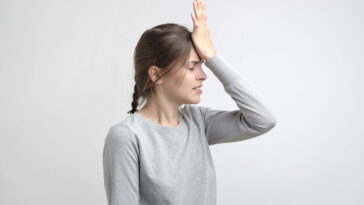 Qual é o nome da palavra de quando esquecemos uma palavra?