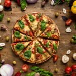 A pizza que virou febre em São Paulo e não leva massa tradicional