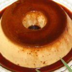Essa receita tradicional de pudim vai te surpreender pelo sabor e textura