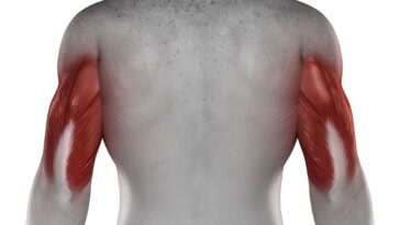 Os 2 melhores exercícios para fortalecer os tríceps e melhorar a força dos braços em casa