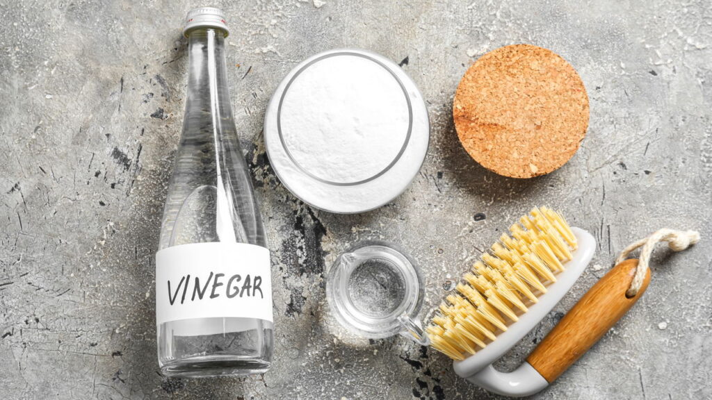 Transforme lixo em solução poderosa com esse limpador natural de limão