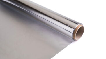 Truques caseiros com papel alumínio para manter sua casa livre de baratas e formigas