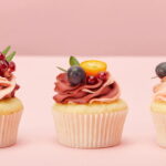 Faça o chaveiro de cupcake em crochê, o artesanato em crochê mais fofo do momento