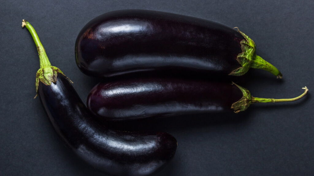 Conheça a berinjela, como incluir este vegetal na sua dieta de maneira simples?