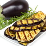 Conheça a berinjela, como incluir este vegetal na sua dieta de maneira simples?