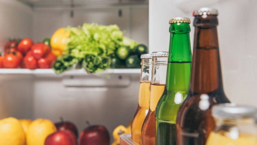 Adeus folhas murchas! Veja como conservar alface e transformar sua rotina na cozinha