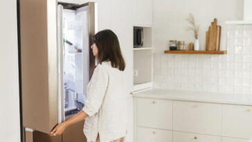 Muita gente ignora esse furo no fundo do frigorífico, sem saber o perigo