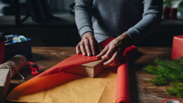 O que a psicologia diz sobre quem dá livros de presente?