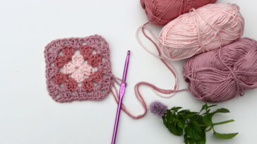 Um detalhe simples em crochê que pode transformar seu quarto em puro aconchego