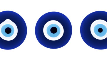 Decore e proteja sua mesa com um sousplat poderoso de olho grego em crochê