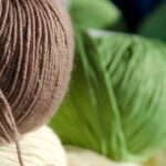 Como fazer um descanso de copos de kiwi em crochê, um projeto criativo e funcional