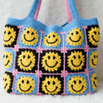 Aprenda a fazer a ecobag de crochê que o virou acessório cheio de personalidade que todo mundo deseja
