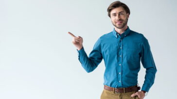 O que sua linguagem corporal fala sobre quem você é segundo a psicologia