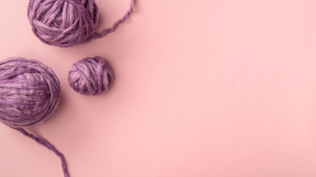 Faça o chaveiro de cupcake em crochê, o artesanato em crochê mais fofo do momento