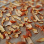 Casca de tangerina seca é o ingrediente natural que pode revolucionar sua rotina em casa