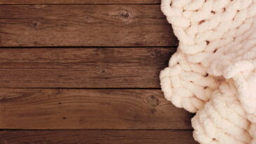 Um simples ponto de crochê pode transformar seu cantinho em charme