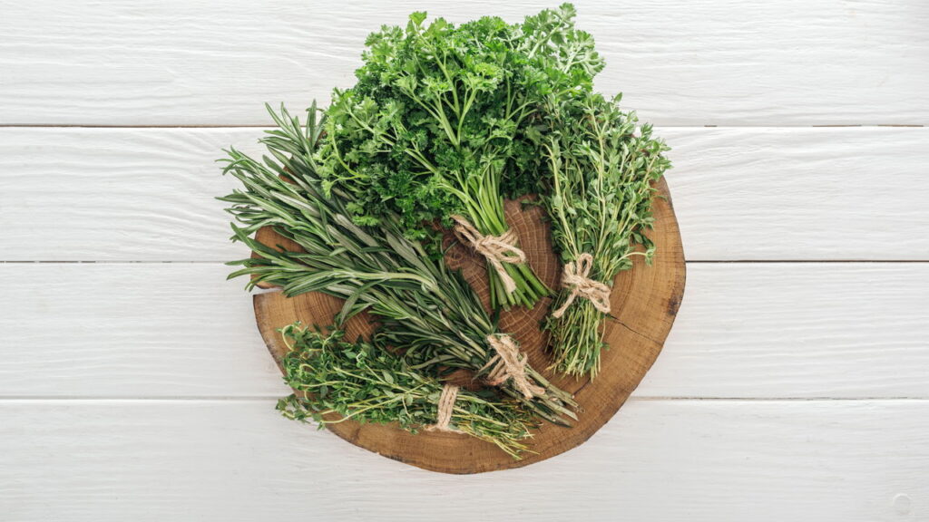 A erva aromática que pode transformar sua horta e sua cozinha