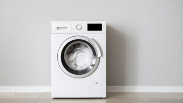 Como limpar o tambor da lava-roupas com apenas 2 ingredientes simples