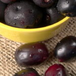 Conheça a fruta tropical mais poderosa para regular o intestino