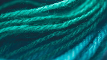 A manta de crochê que virou febre nas decorações de inverno