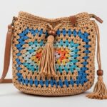 A peça que virou queridinha entre crocheteiras e transforma qualquer look com personalidade