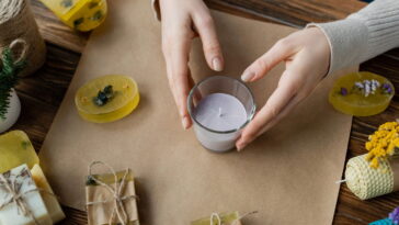 Transforme sua mesa com porta copos de vela em crochê artesanal