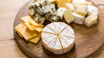 Como manter o queijo fresco por semanas mesmo no calor